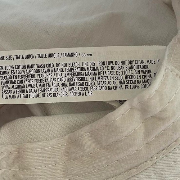 White bucket hat - Picture 5 of 5